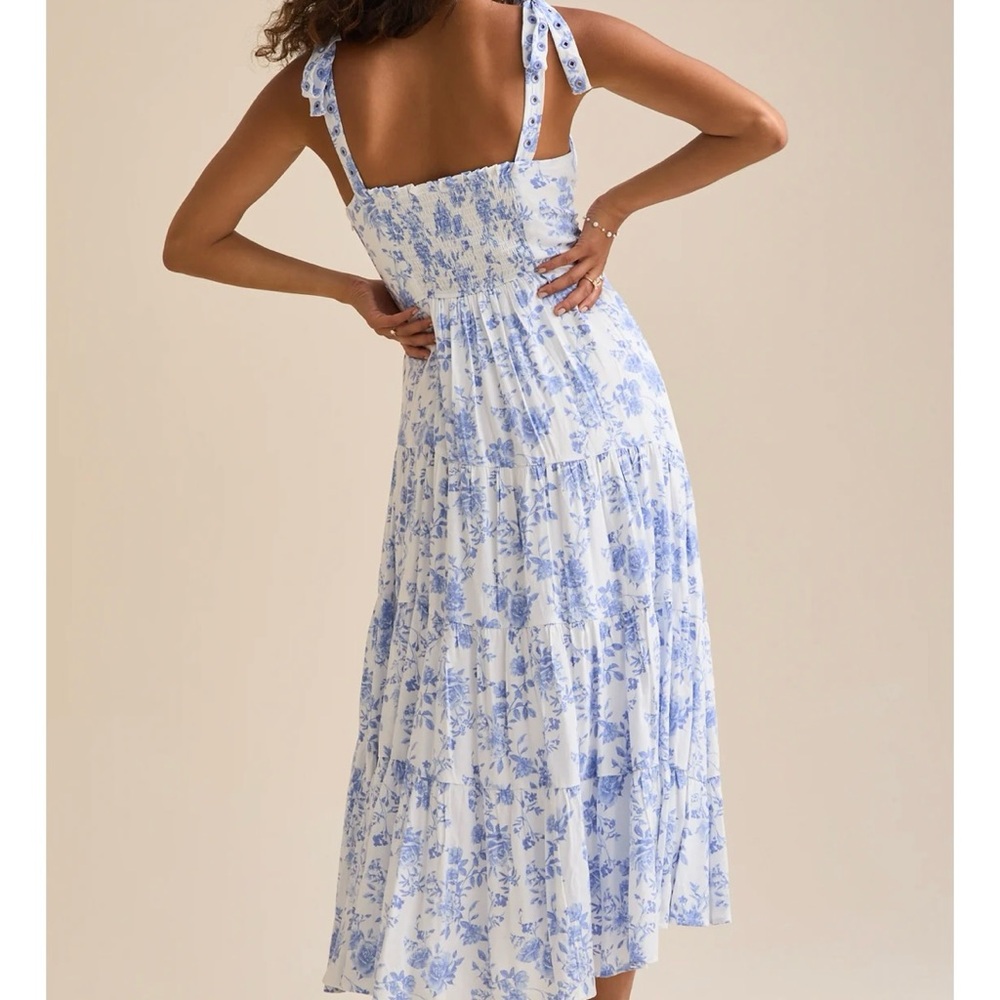 NEW Altar’d State Blue Floral Maxi Dress Size Large Available NWT - Picture 5 of 10